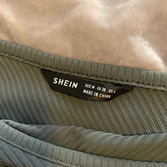 One shoulder cropped tank - Picture 2 of 3